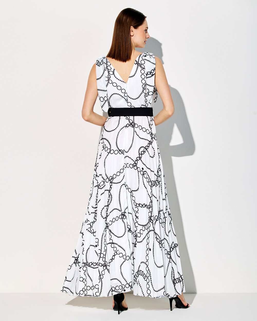 Φόρεμα maxi με σχέδιο αλυσίδες και ζώνη