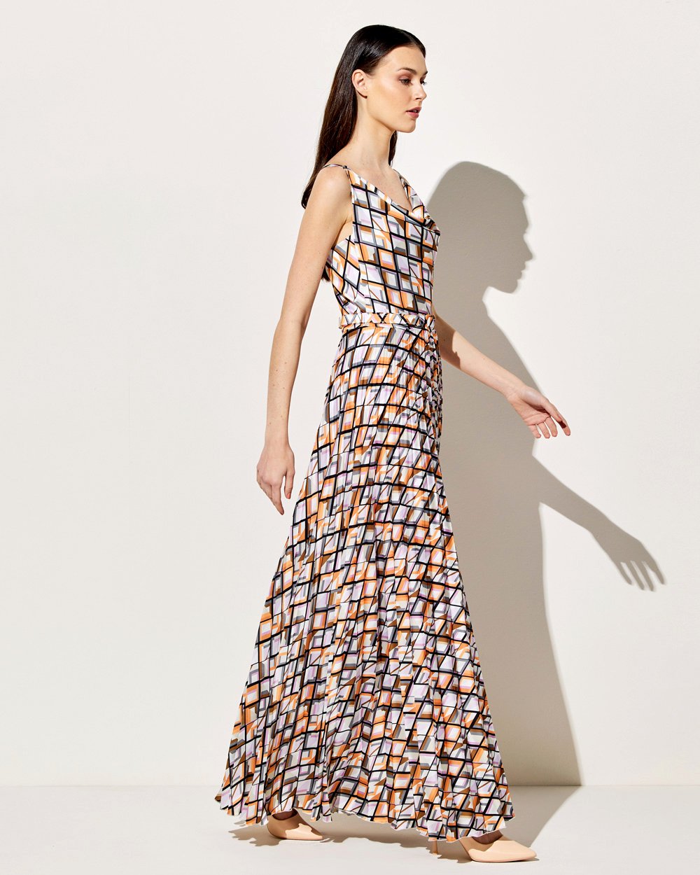 Φόρεμα με γεωμετρικό μοτίβο