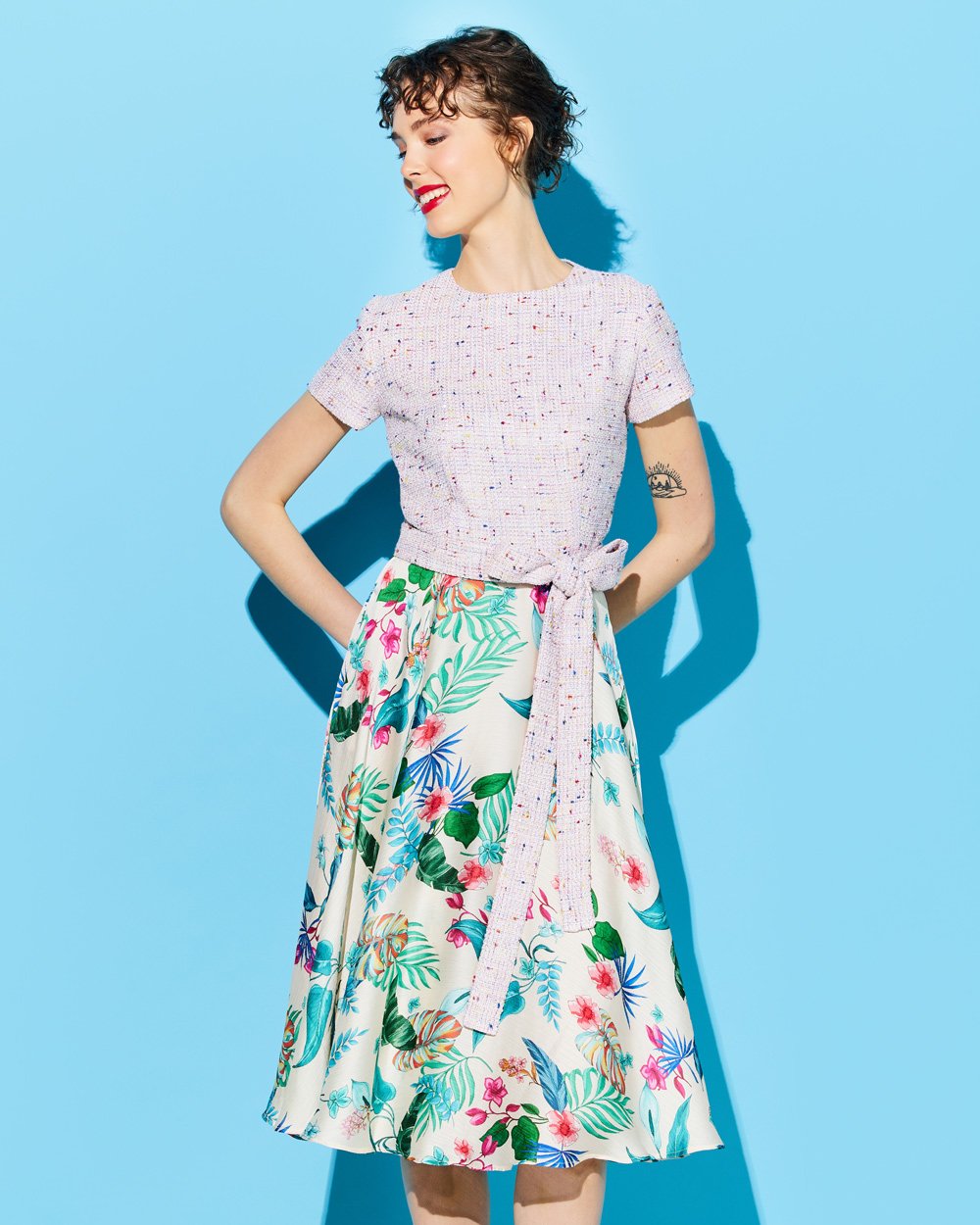 Φόρεμα τουίντ με floral φούστα