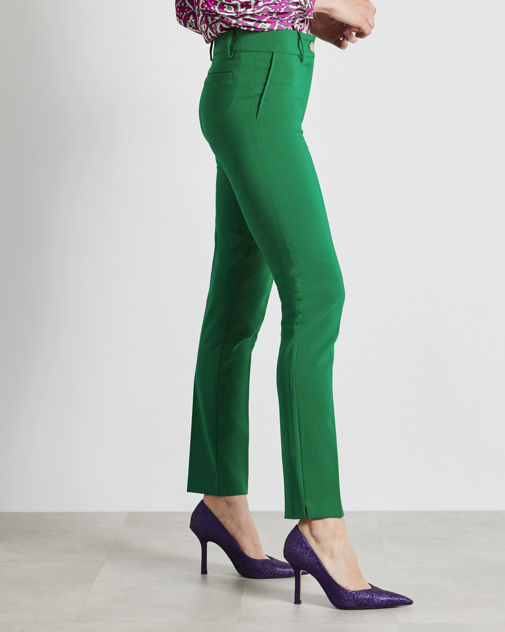 Παντελόνι σε στενή γραμμή