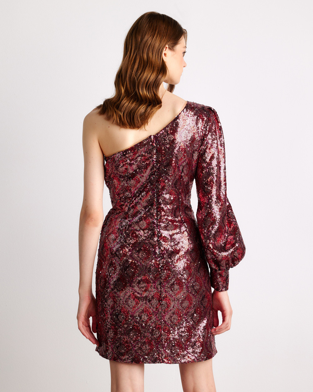 Φόρεμα παγιέτα με έναν ώμο