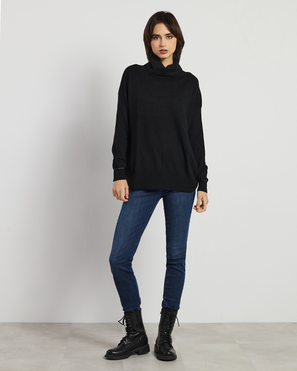 Knitted blouse