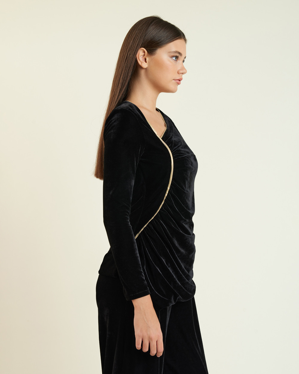 Μπλούζα ντραπέ με μακρύ μανίκι