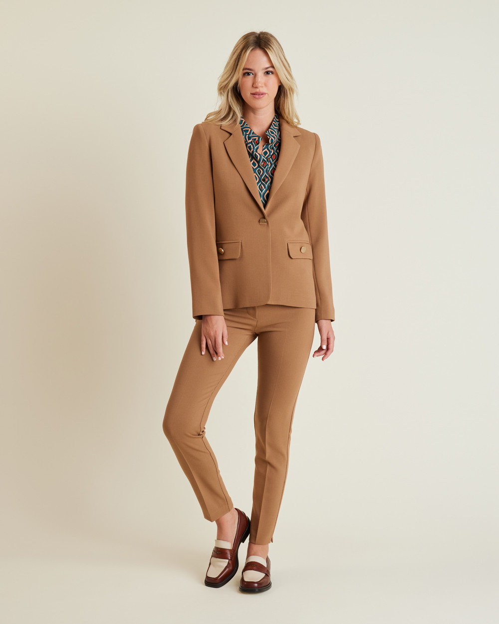 Παντελόνι κρεπ στενό