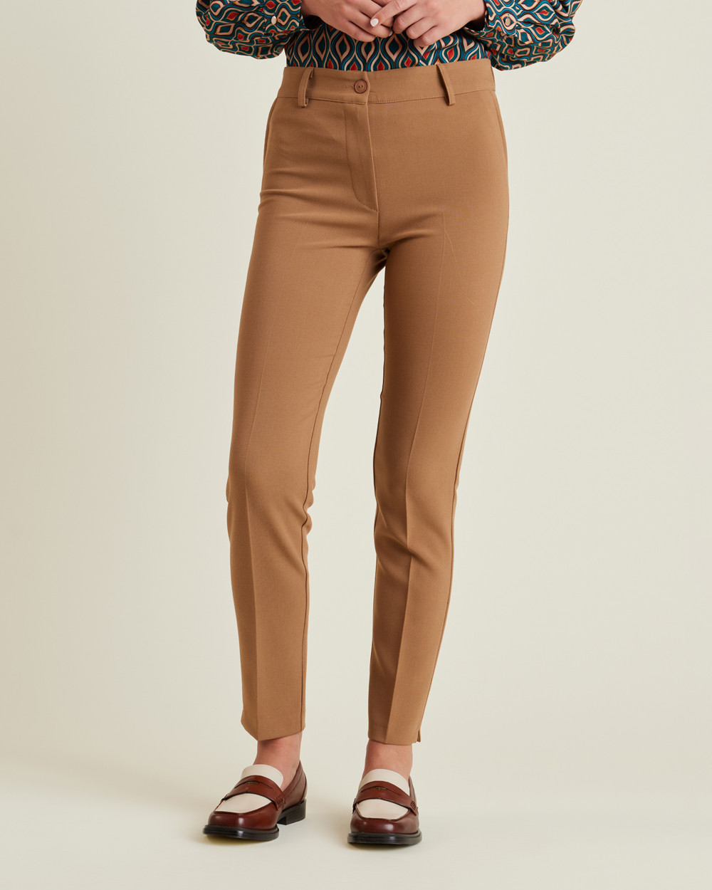 Παντελόνι κρεπ στενό