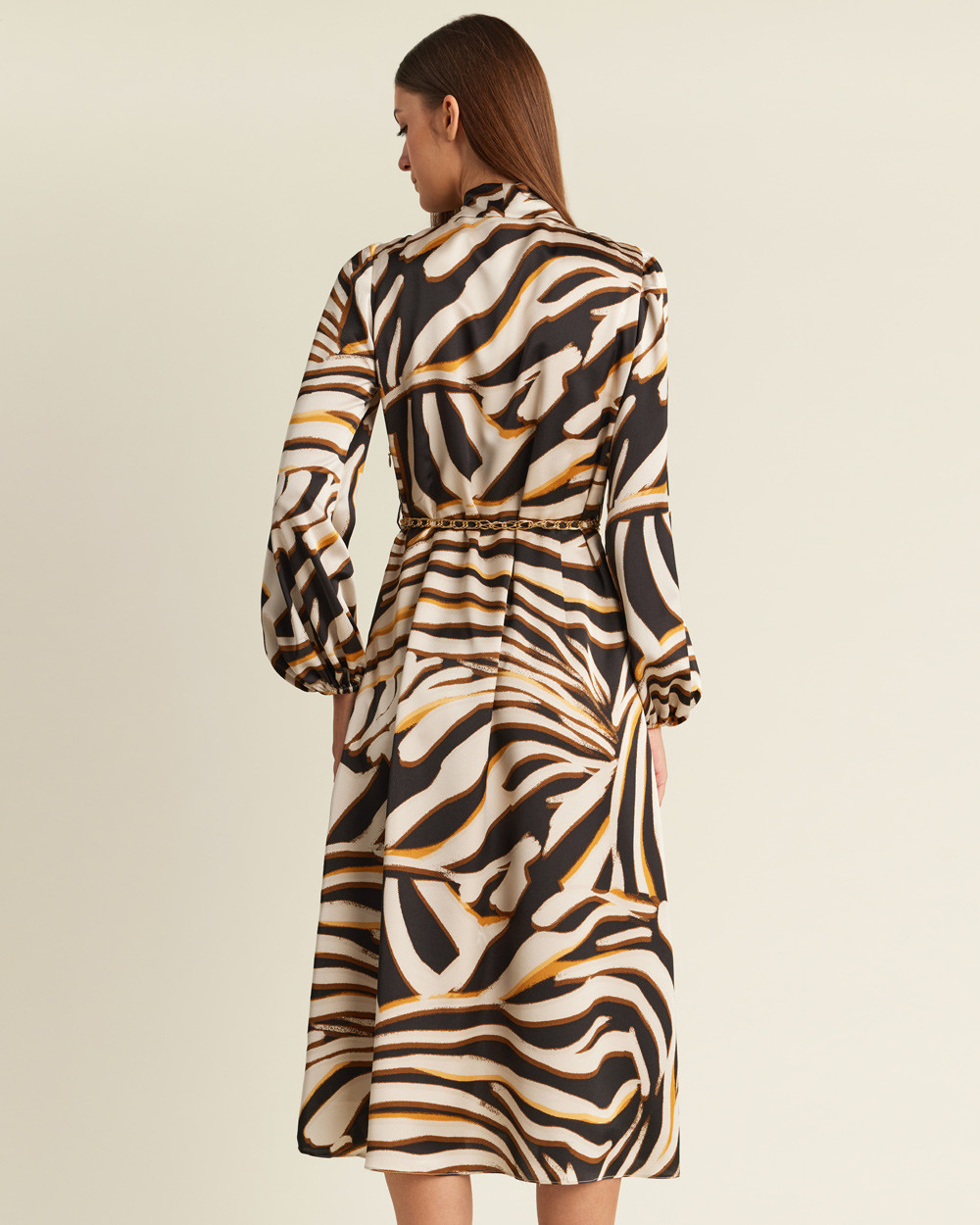 Φόρεμα midi satin με δέσιμο στο λαιμό