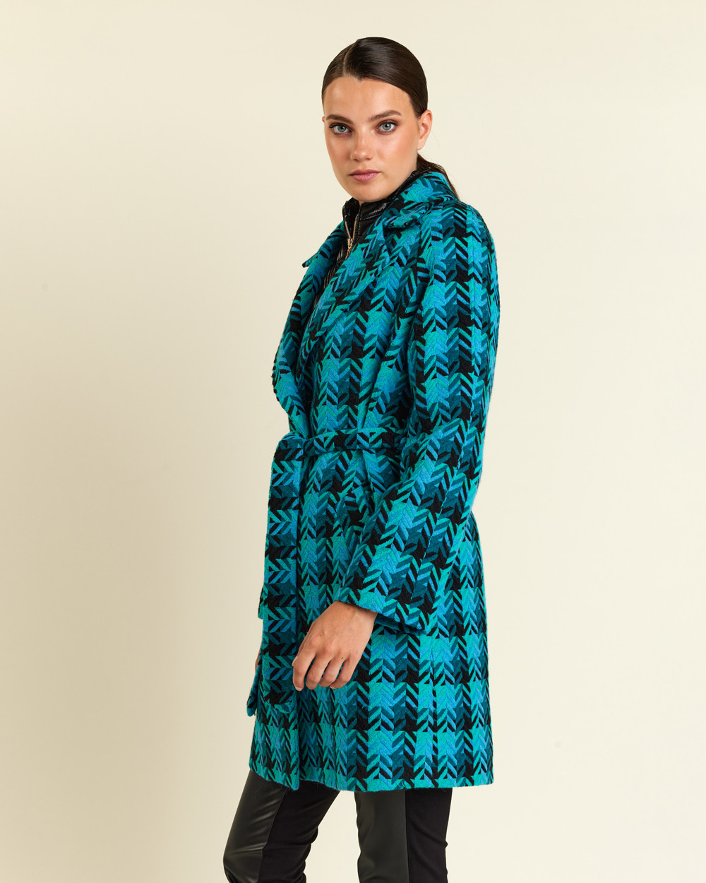 Παλτό ζακάρ με ζώνη