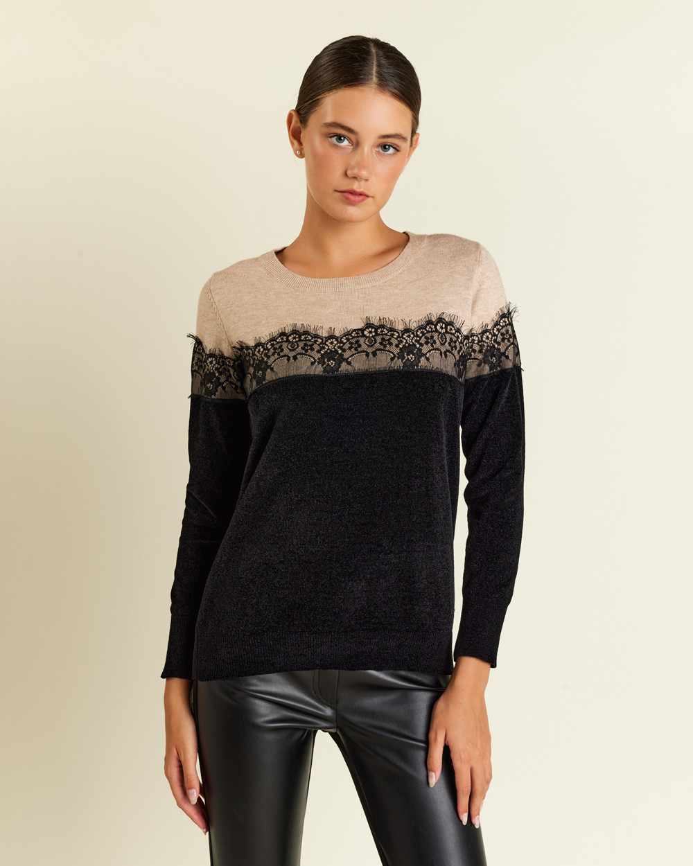 Knitted blouse