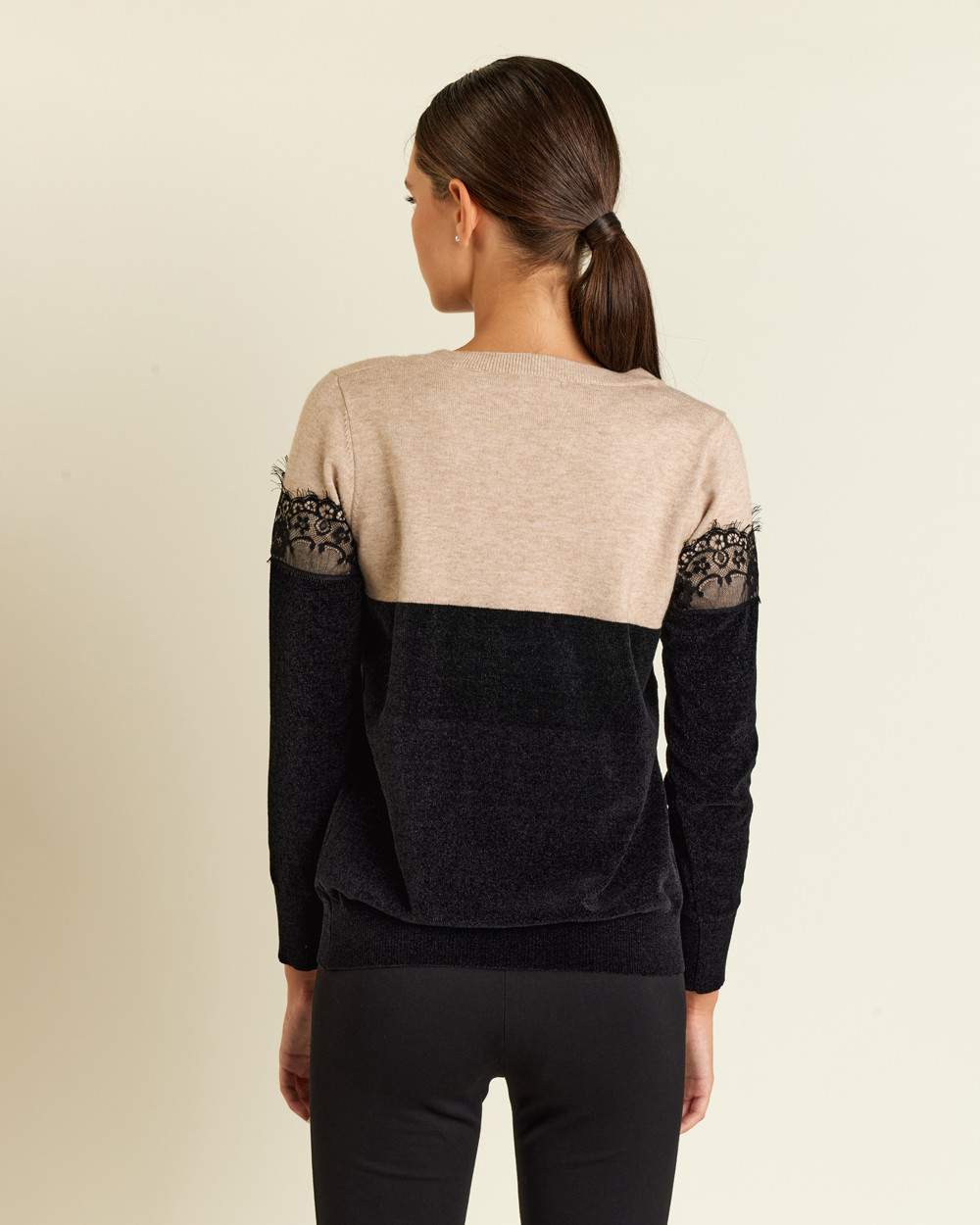Knitted blouse