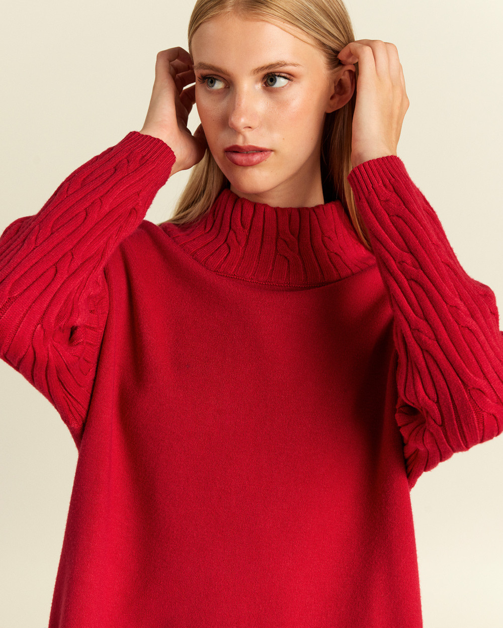 Knitted blouse