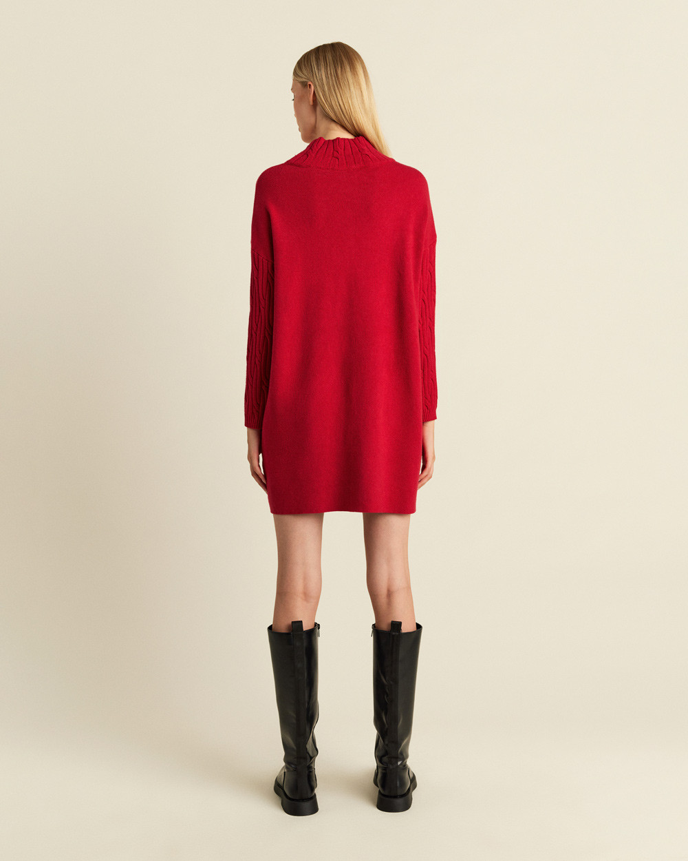 Knitted blouse
