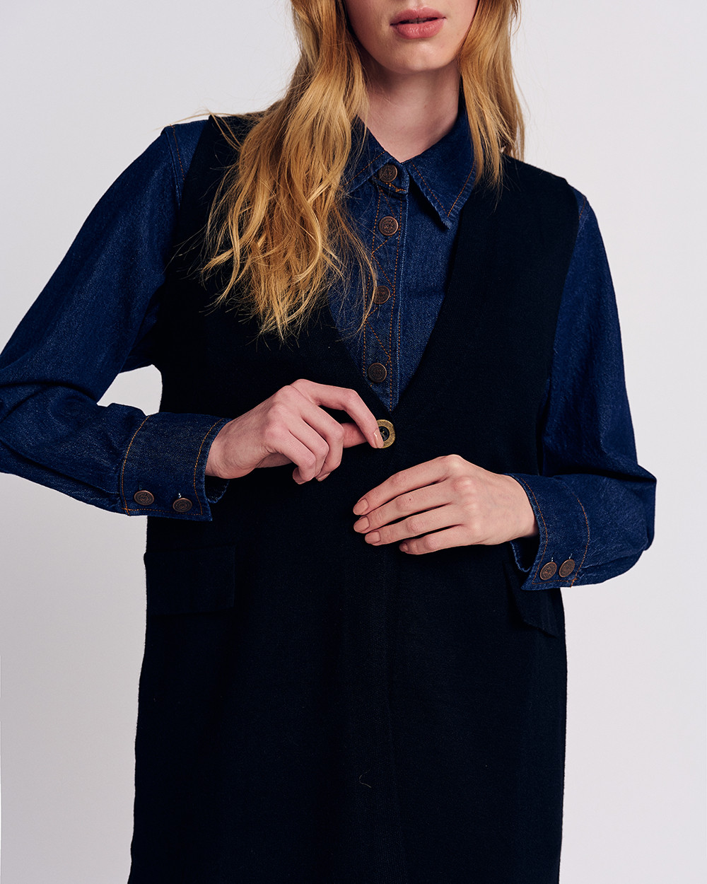 Πλεκτή ζακέτα μακριά αμάνικη