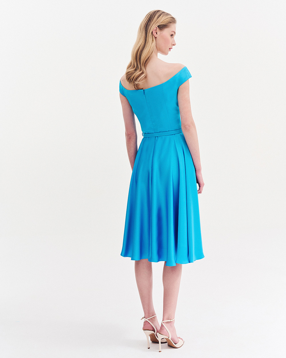 Φόρεμα κλος satin midi