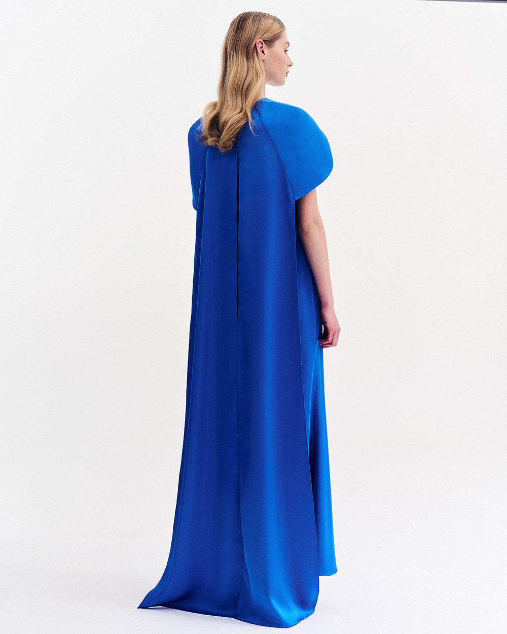 Φόρεμα maxi satin αμπιγιέ