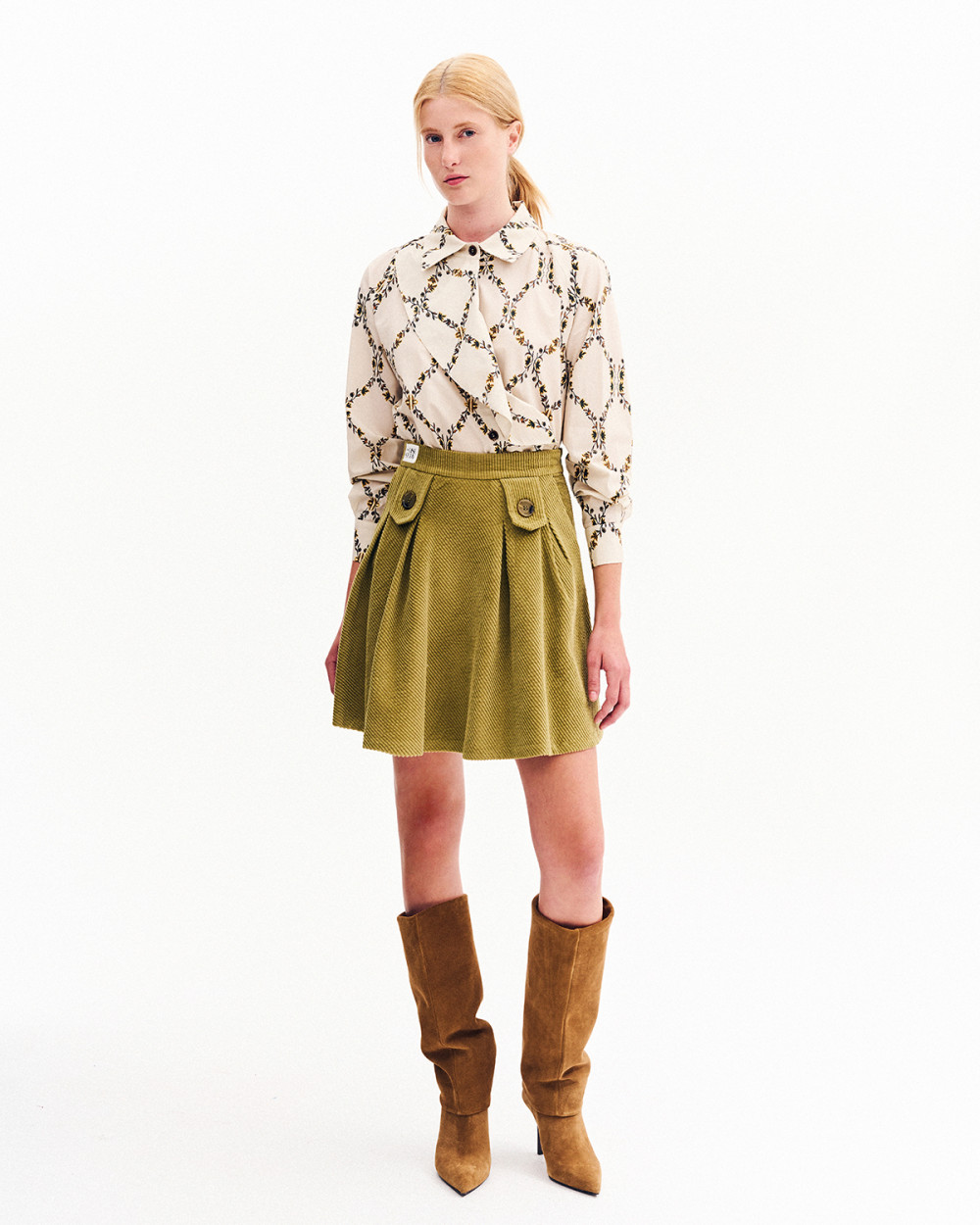 Φούστα κλος κοτλέ Case Study