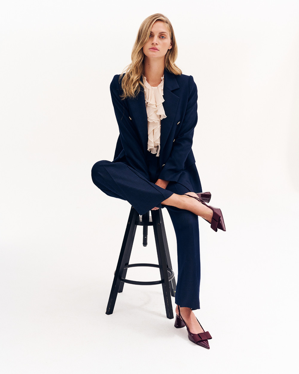 Μπλούζα με διαφάνεια και βολάν