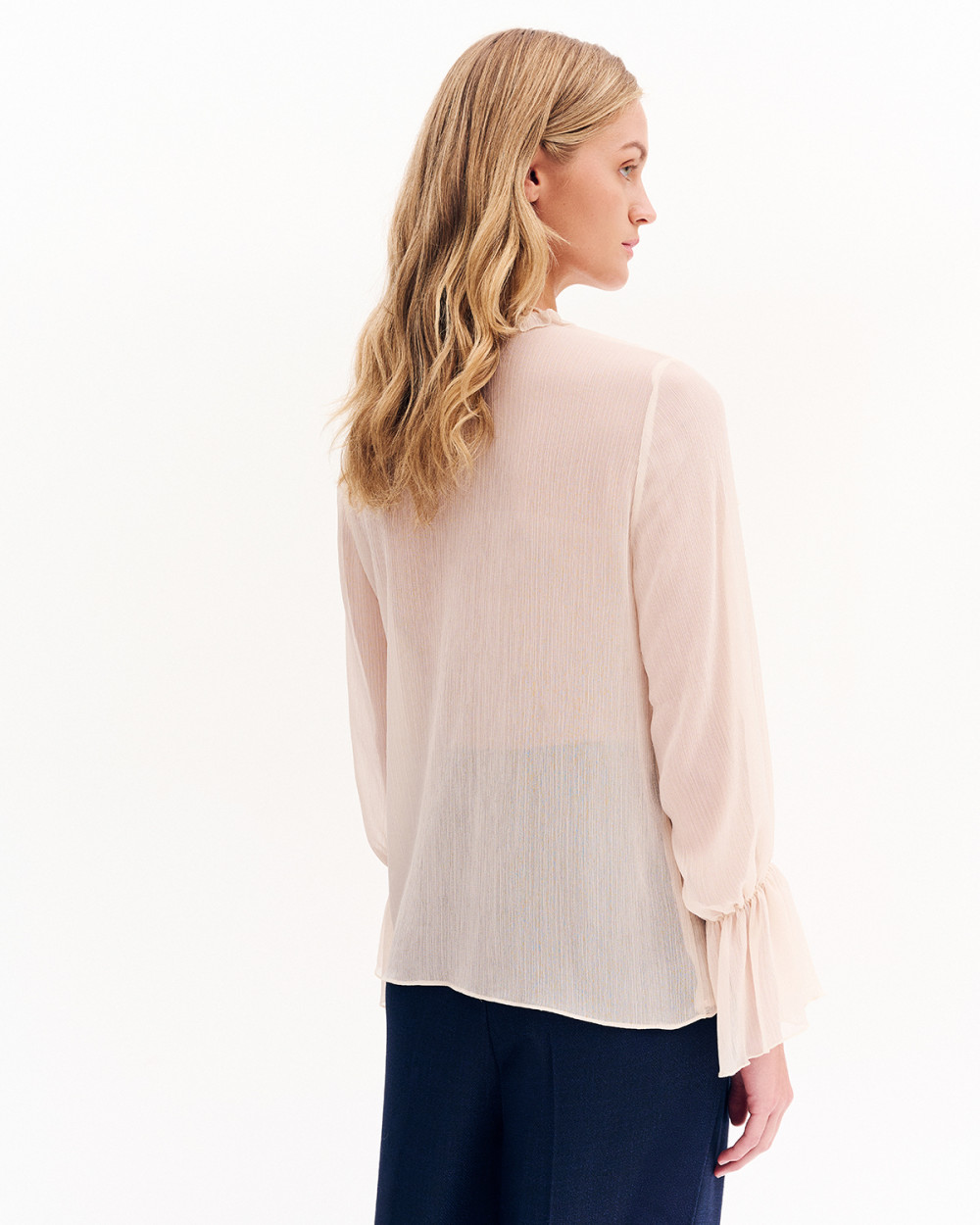 Μπλούζα με διαφάνεια και βολάν