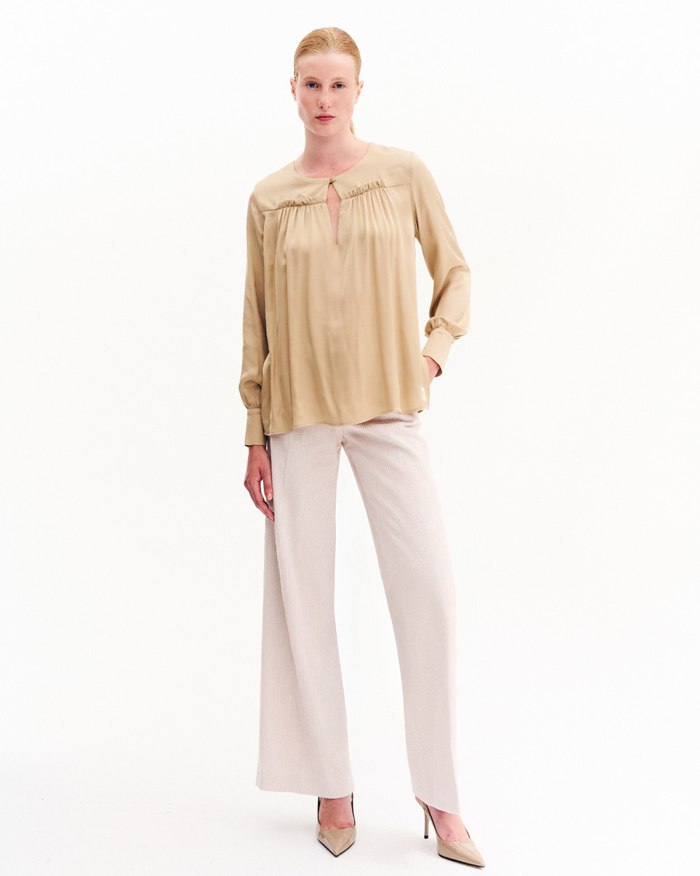 Μπλούζα σατινέ Case Study