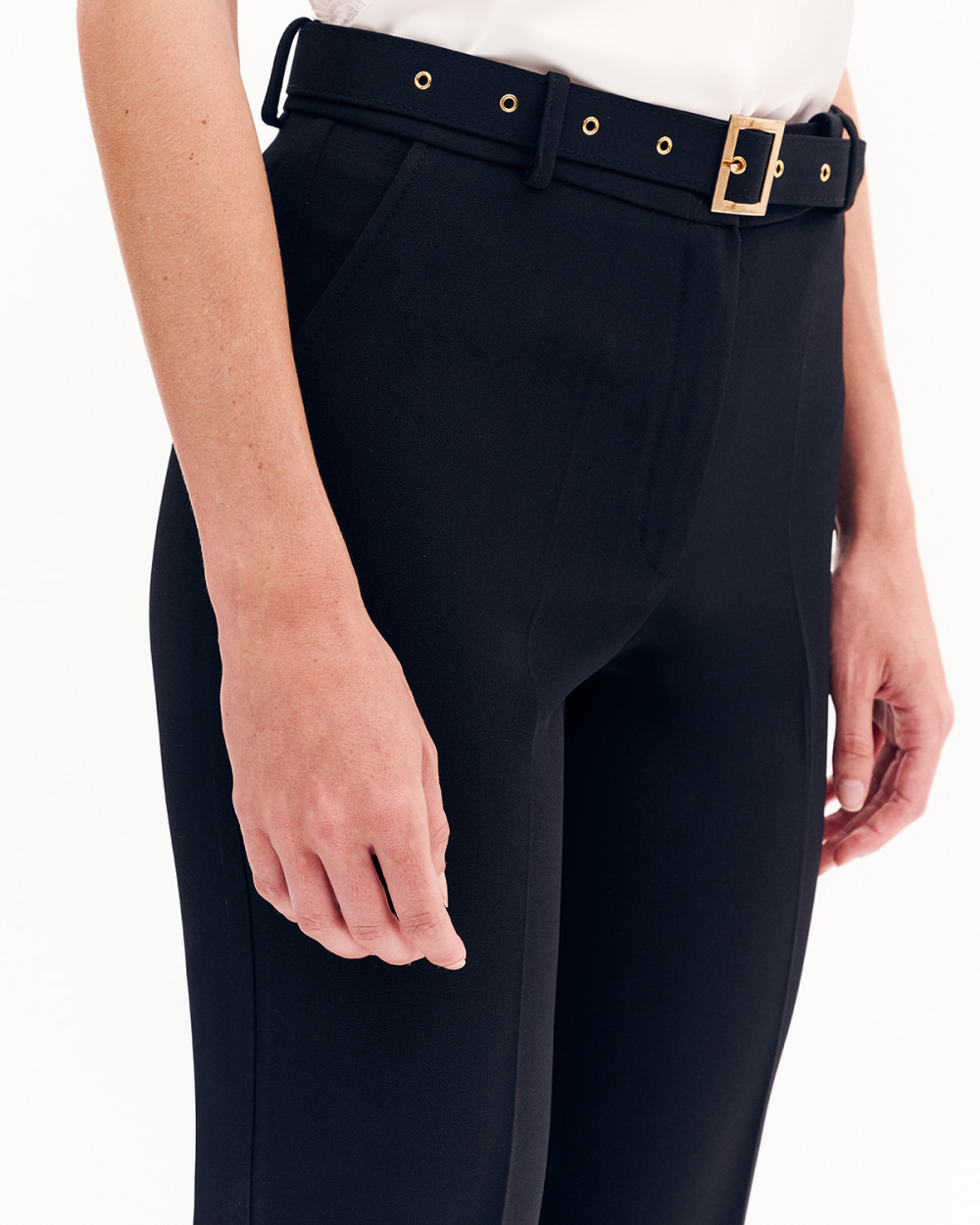 Παντελόνι σε ίσια γραμμή