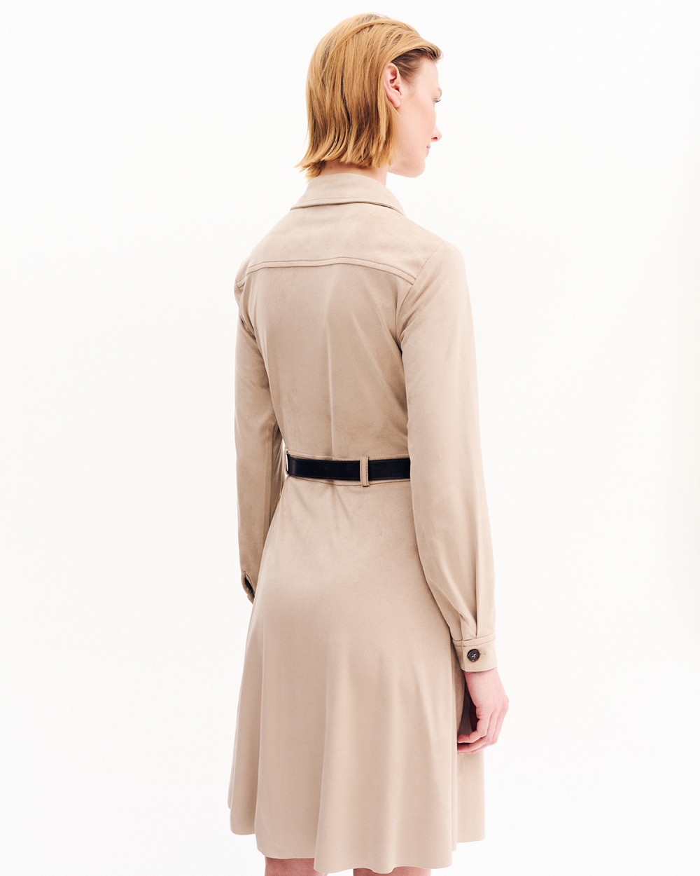 Φόρεμα σε όψη σουέντ Case Study