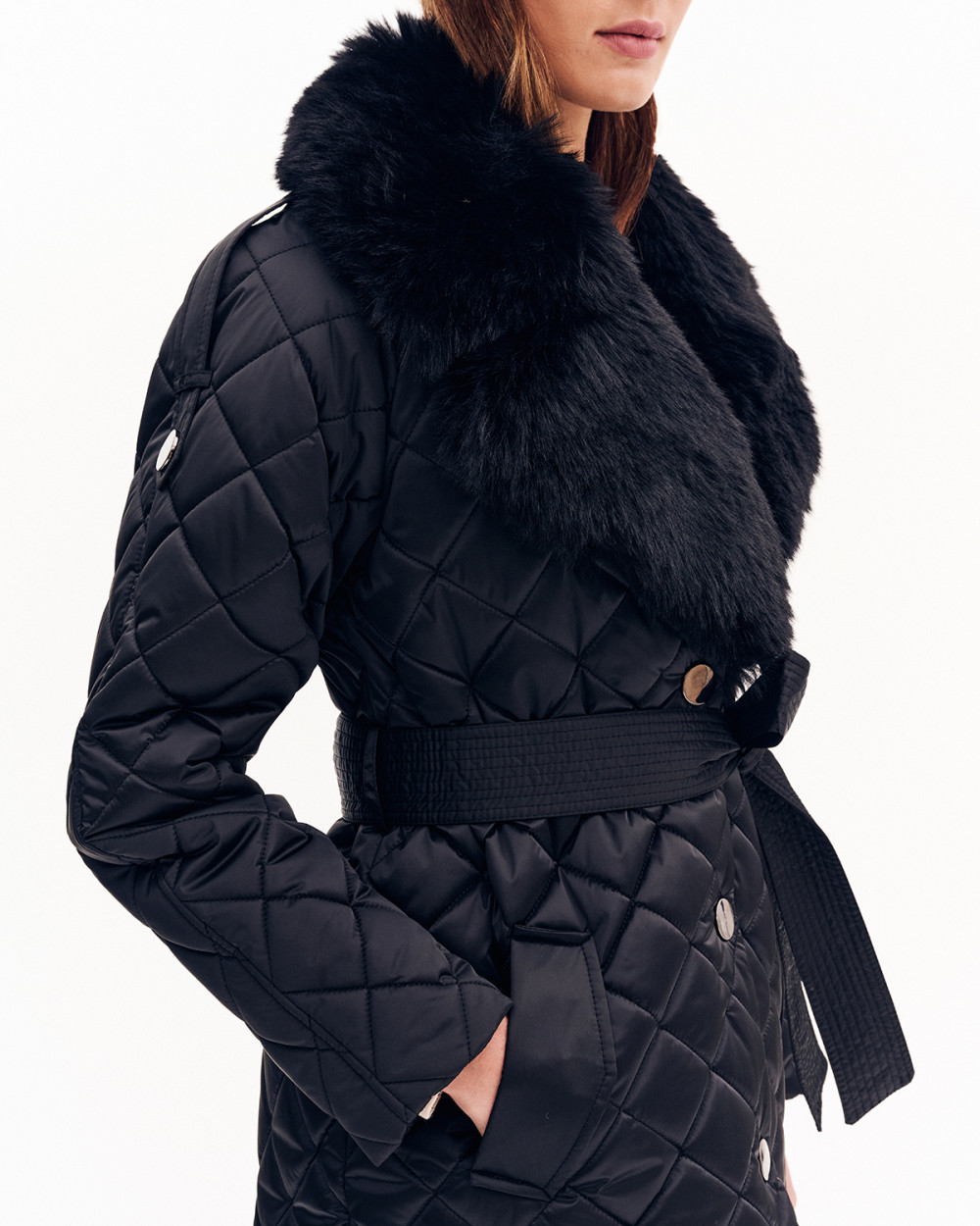 Μπουφάν καπιτονέ με γούνα