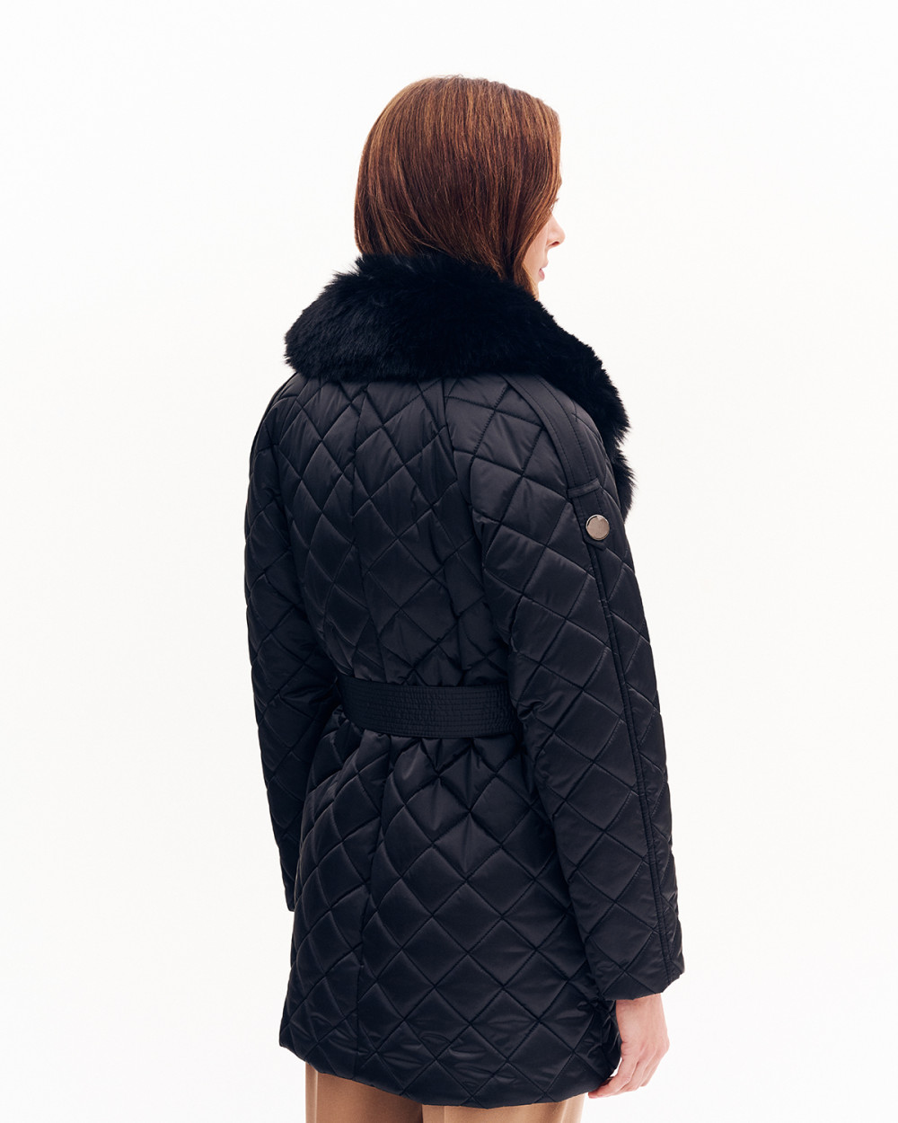 Μπουφάν καπιτονέ με γούνα