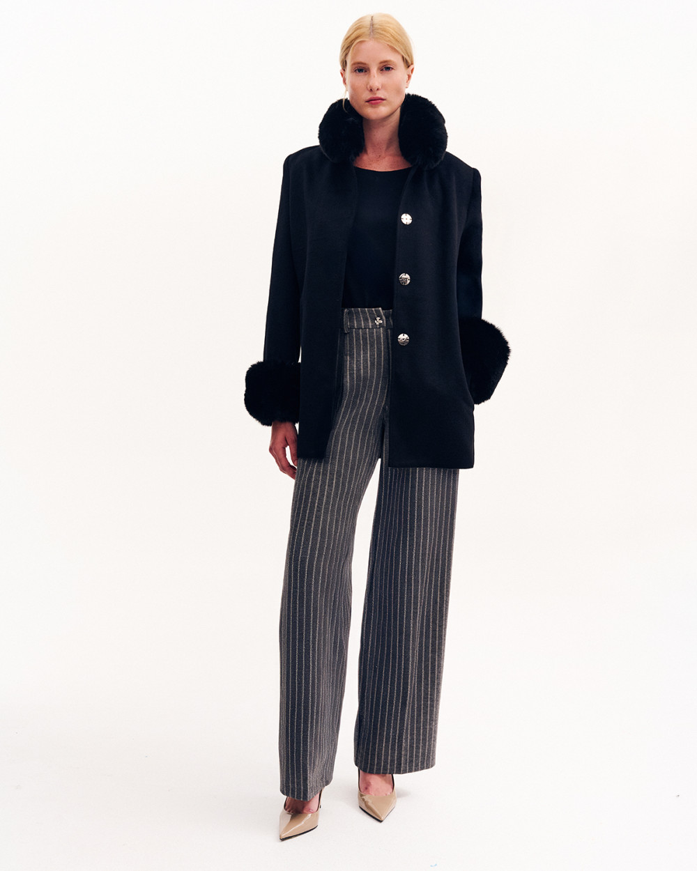 Παλτό κοντό με γούνα