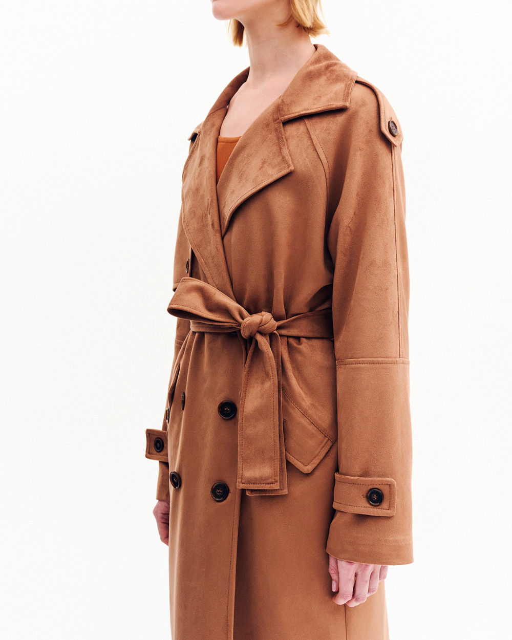 Καπαρντίνα σε σουέντ όψη Case Study