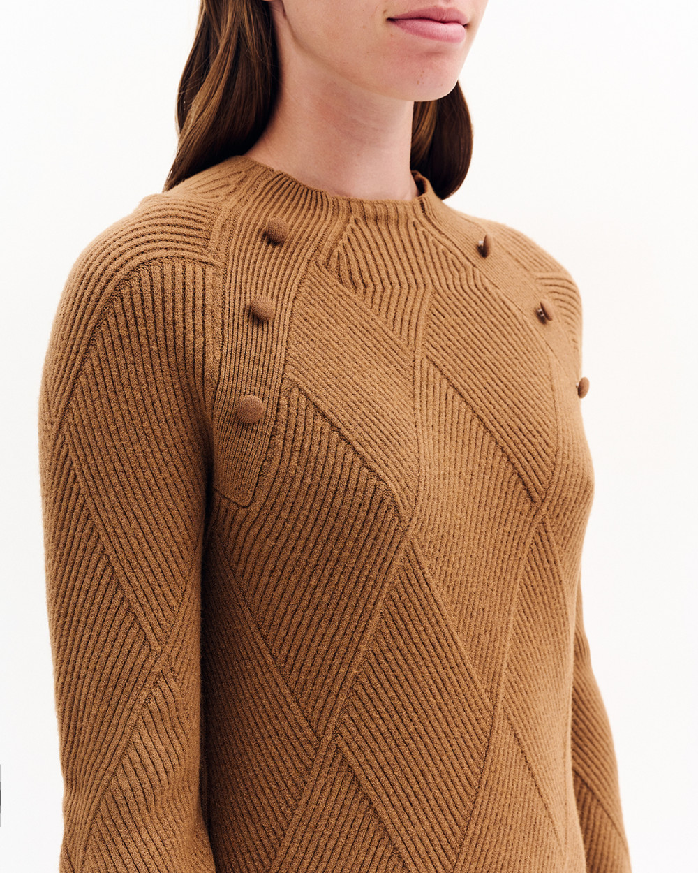 Πλεκτή μπλούζα με χαμηλό ζιβάγκο