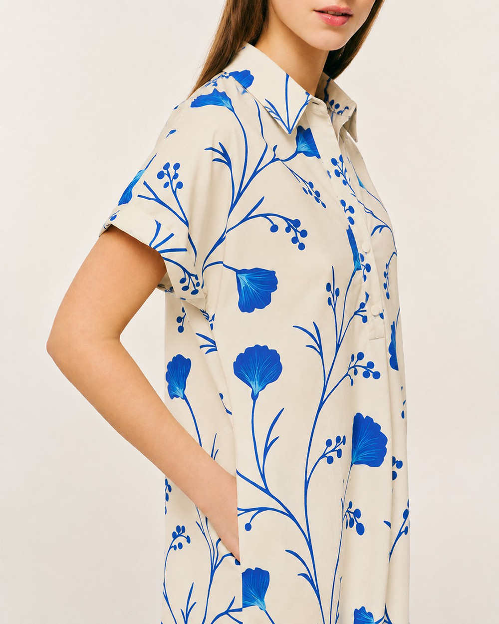 Φόρεμα floral με γιακά