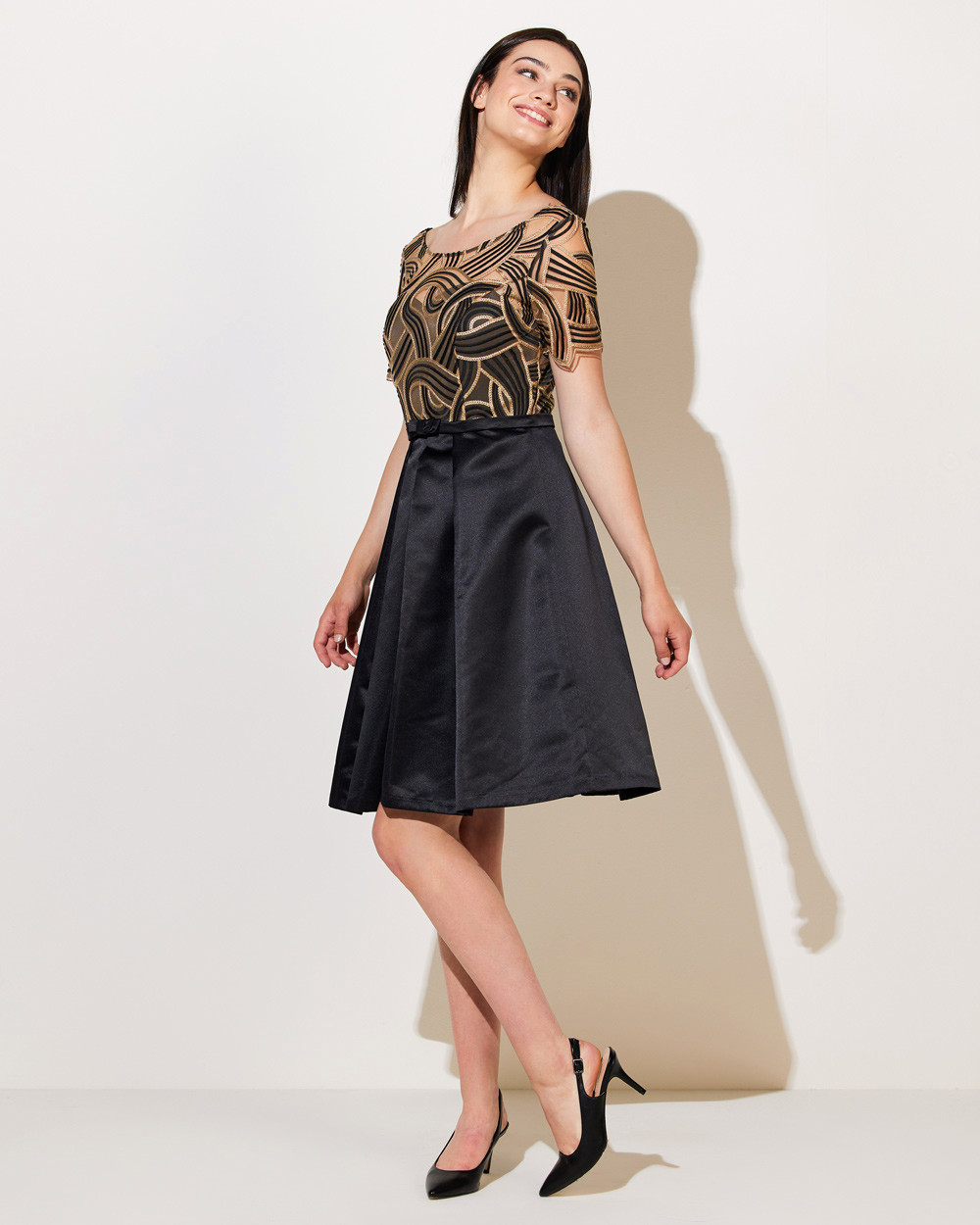DRESS