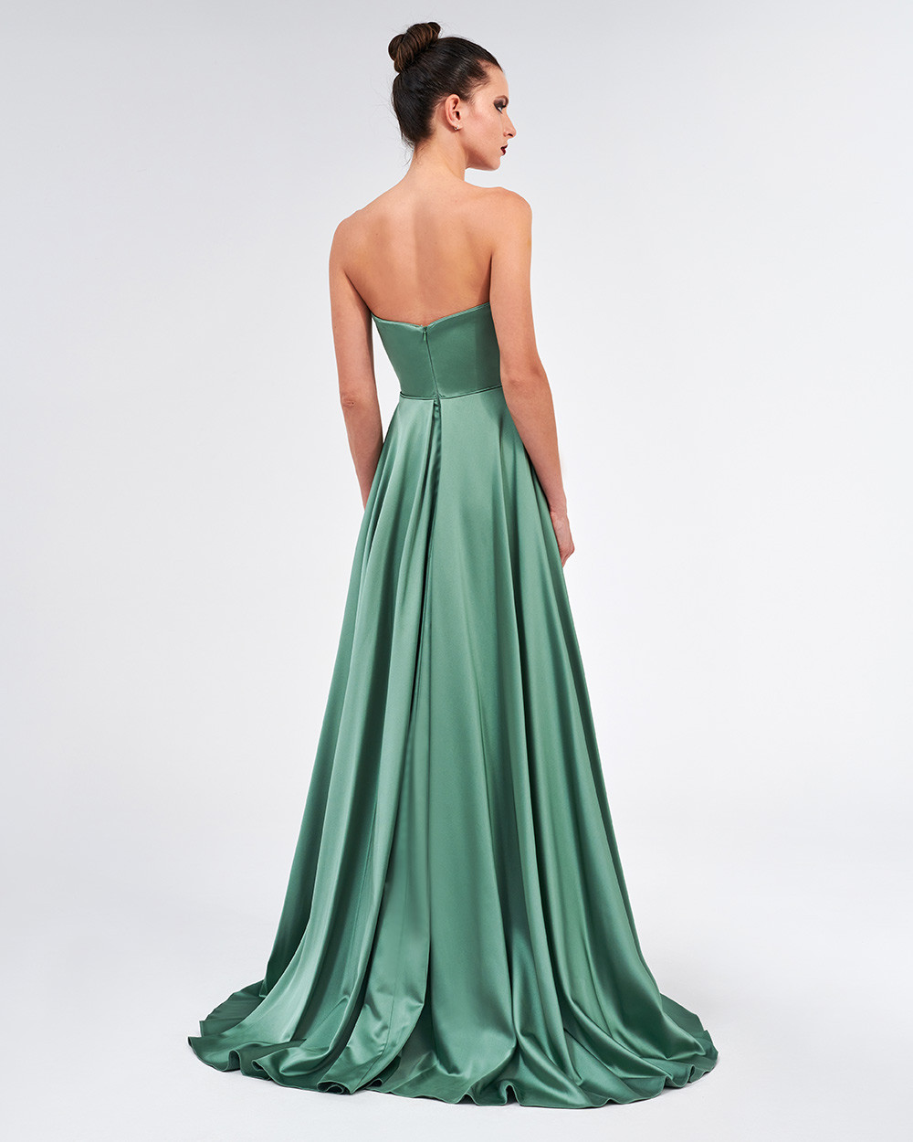 ΤΟΥΑΛΕΤΑ STRAPLESS ΚΡΟΥΑΖΕ