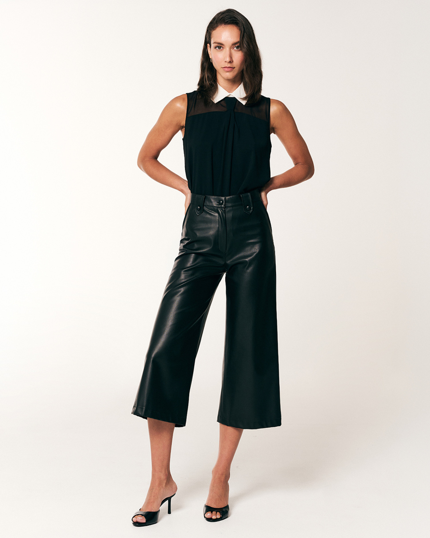 Look 18