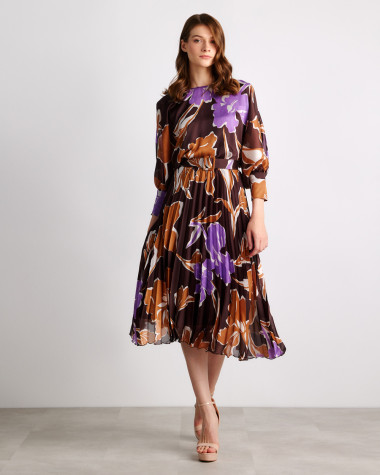 Φόρεμα εμπριμέ με φούστα πλισέ