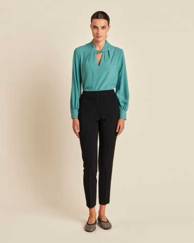 Παντελόνι κρεπ με λάστιχο στη μέση