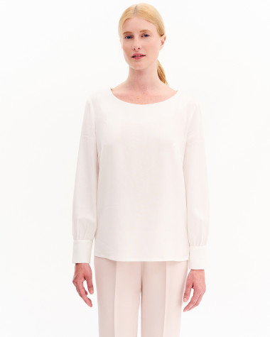 Μπλούζα με στρογγυλή λαιμόκοψη