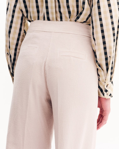 Παντελόνι ισόφαρδο κοτλέ Case Study